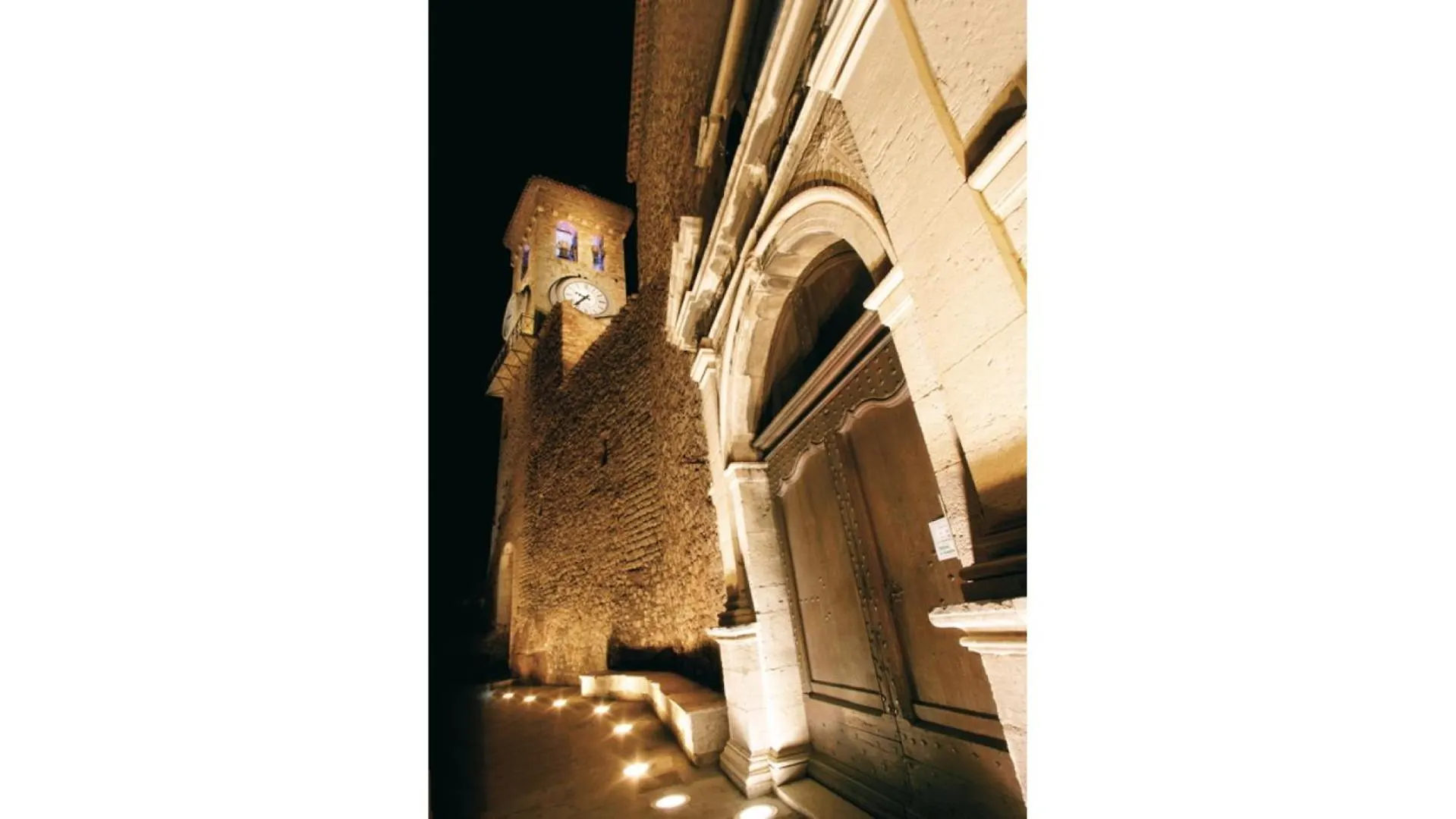 Fort Carre Cannes 0*,