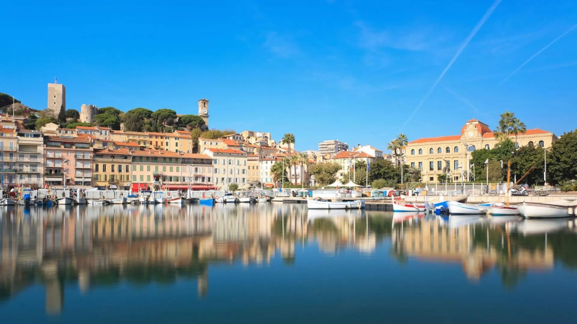 Fort Carre Cannes 0*,  Francia